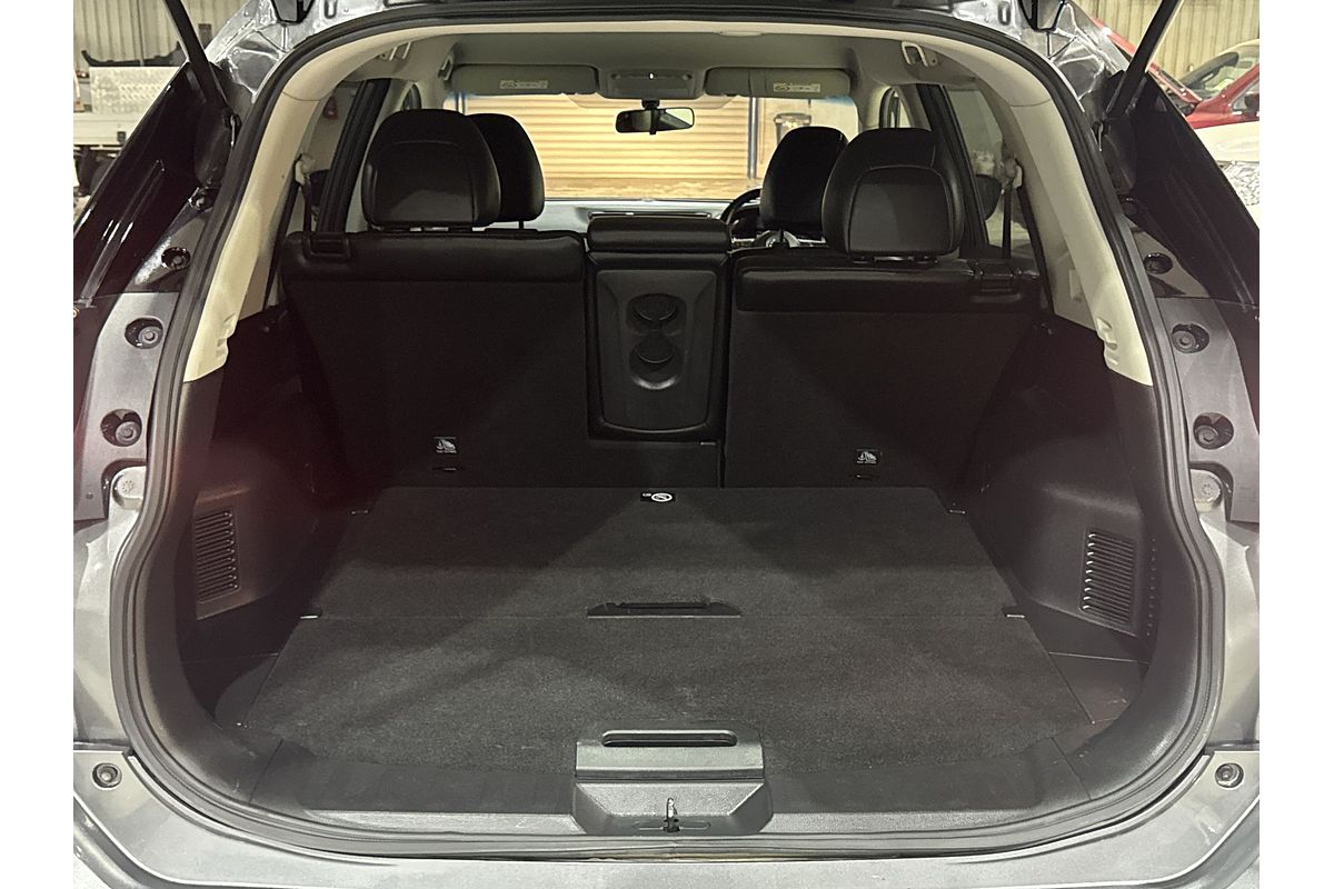 2017 Nissan X-TRAIL ST-L T32 Series II