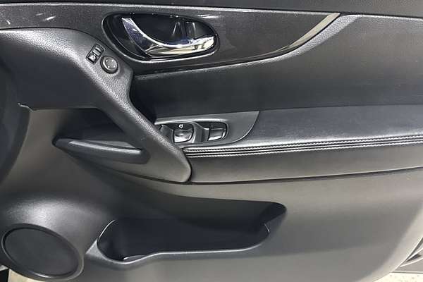 2017 Nissan X-TRAIL ST-L T32 Series II