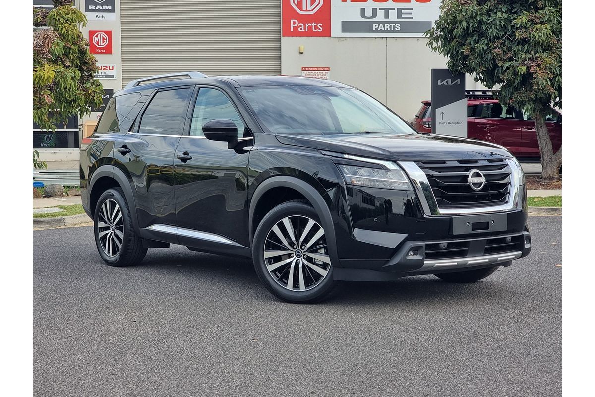 2025 Nissan Pathfinder Ti-L R53