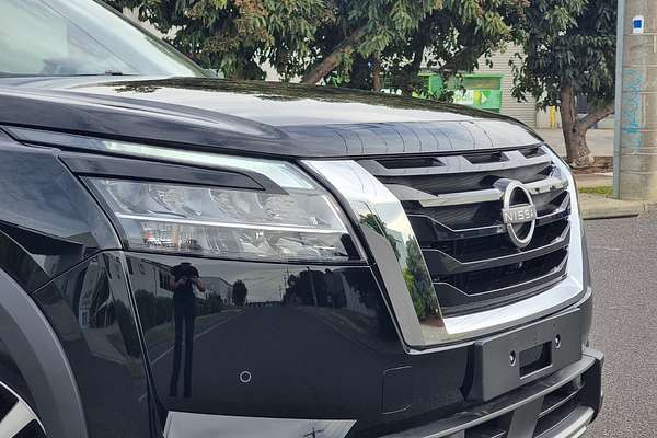2025 Nissan Pathfinder Ti-L R53