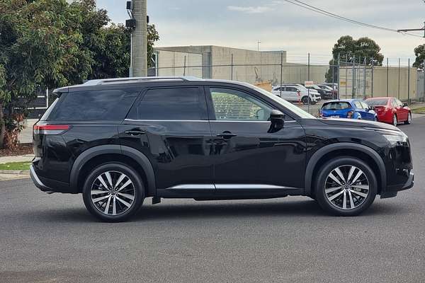 2025 Nissan Pathfinder Ti-L R53