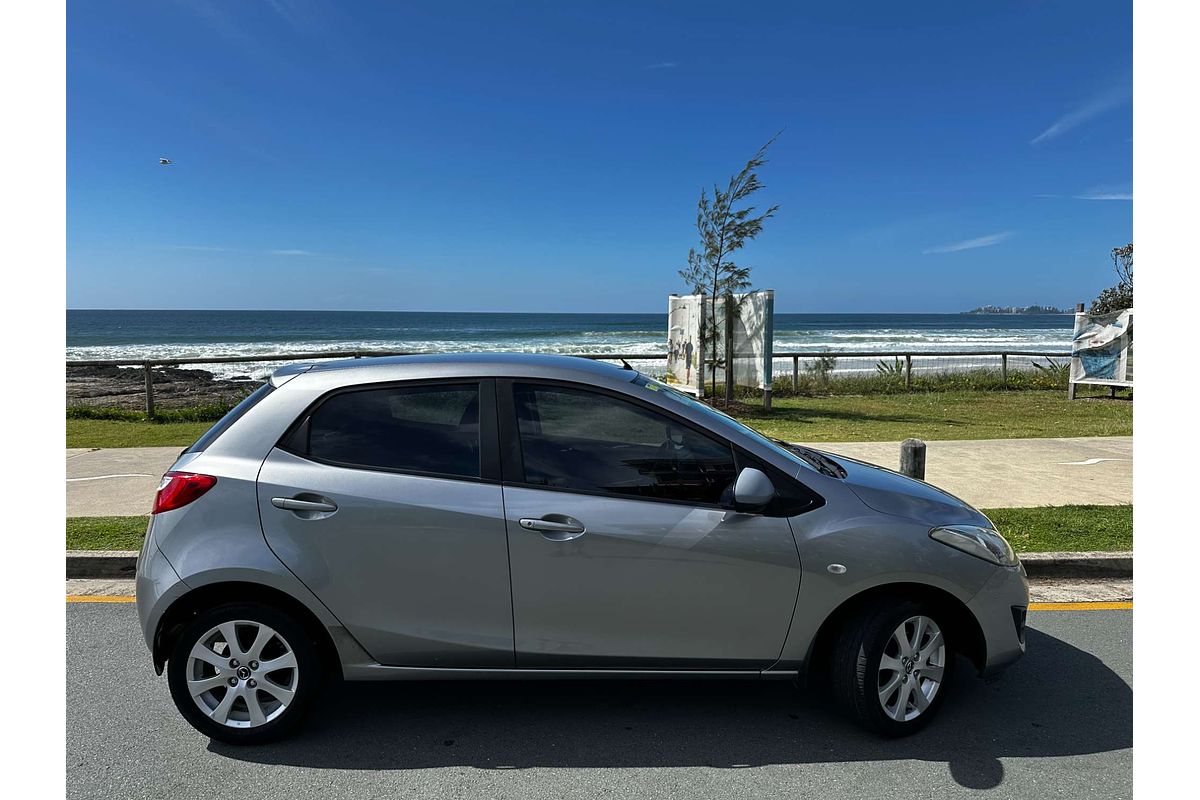 2014 Mazda 2 Neo Sport DE Series 2