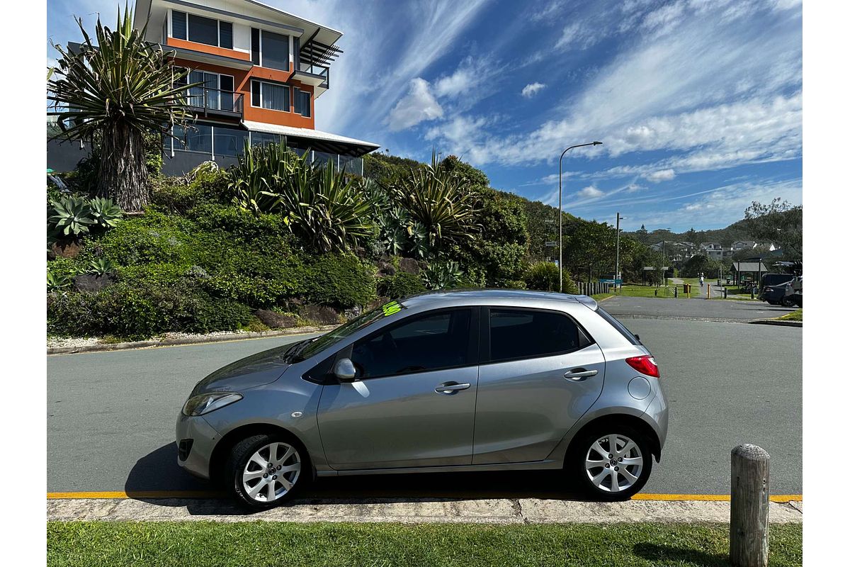 2014 Mazda 2 Neo Sport DE Series 2