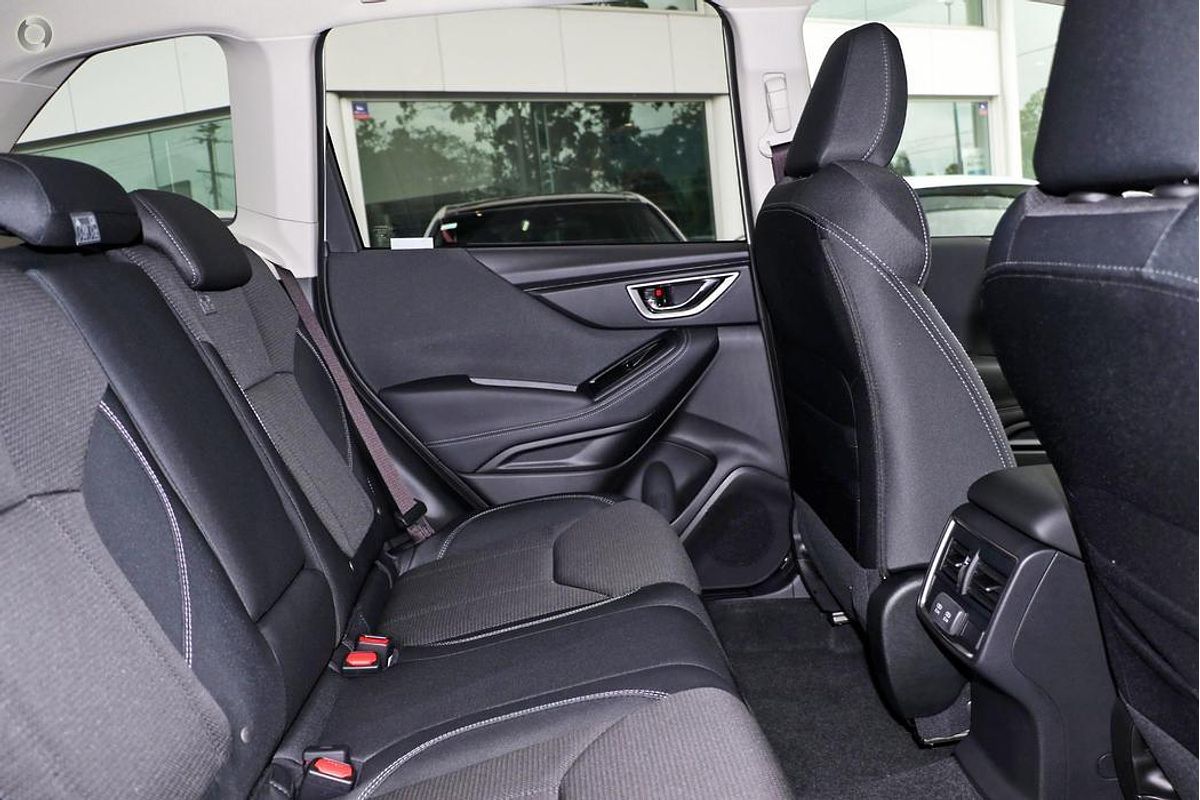 2025 Subaru Forester 2.5i S5