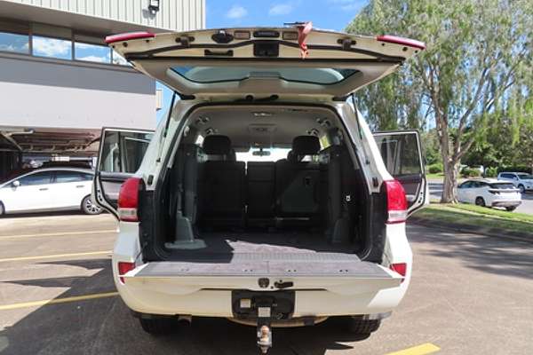 2011 Toyota Landcruiser Altitude VDJ200R
