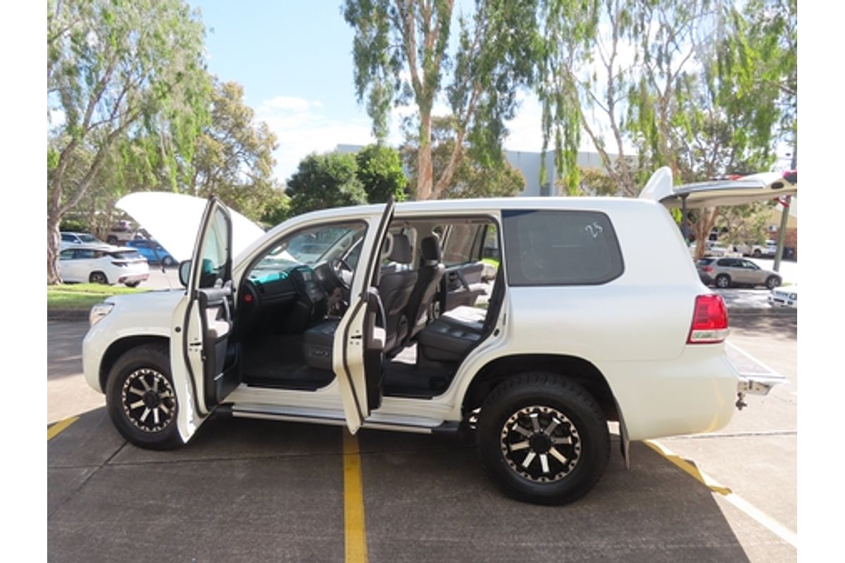 2011 Toyota Landcruiser Altitude VDJ200R