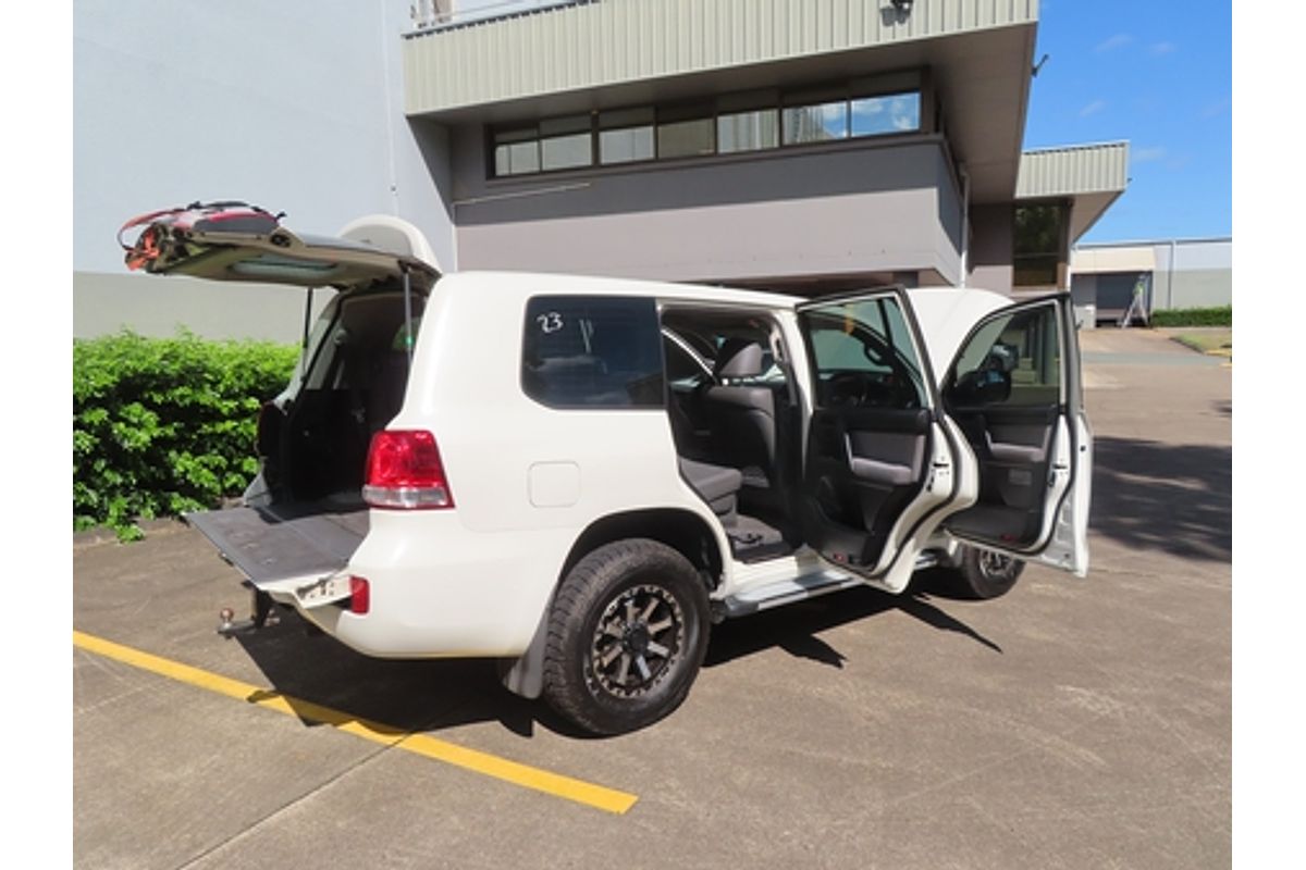 2011 Toyota Landcruiser Altitude VDJ200R