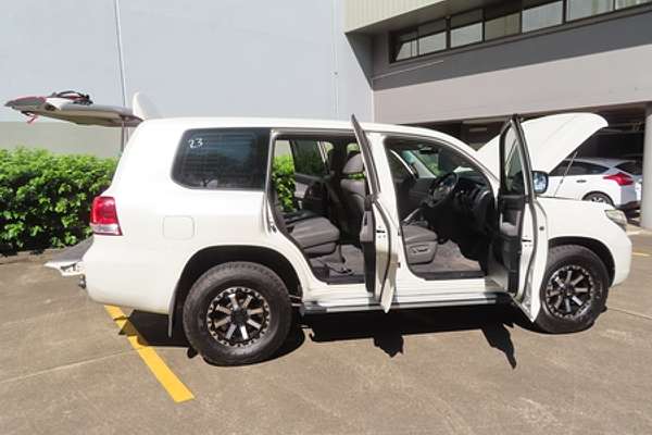 2011 Toyota Landcruiser Altitude VDJ200R