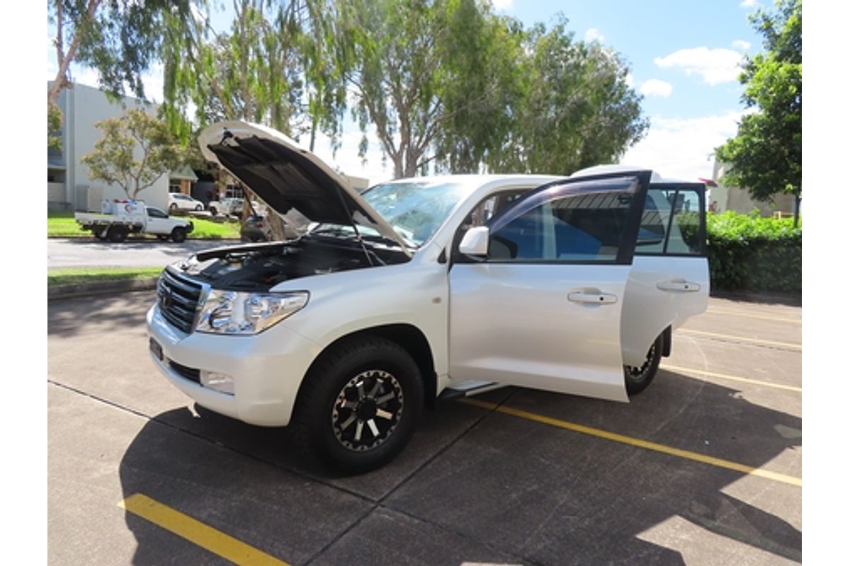 2011 Toyota Landcruiser Altitude VDJ200R