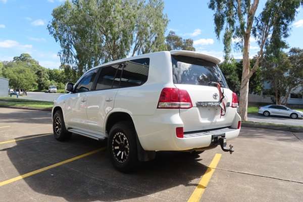 2011 Toyota Landcruiser Altitude VDJ200R