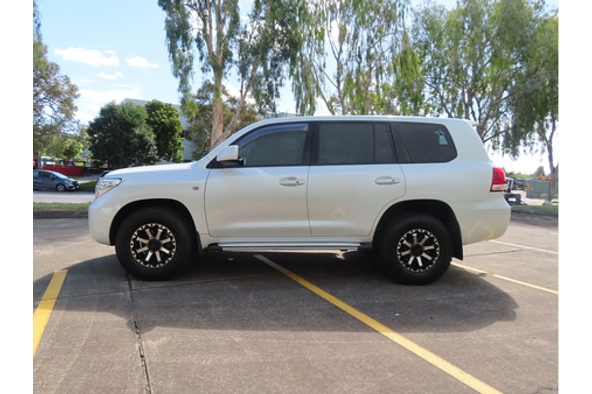 2011 Toyota Landcruiser Altitude VDJ200R