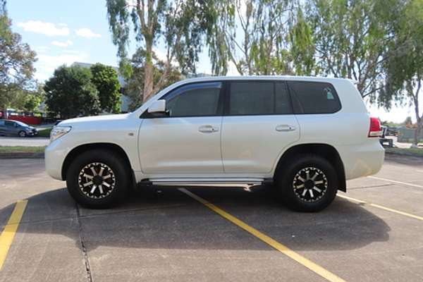 2011 Toyota Landcruiser Altitude VDJ200R