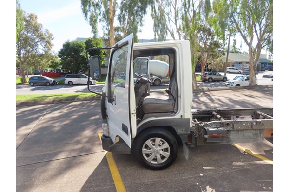 2002 Mazda E2500 E Rear Wheel Drive LWB
