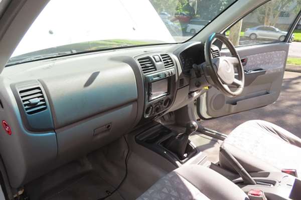 2005 Holden Rodeo LX RA 4X4