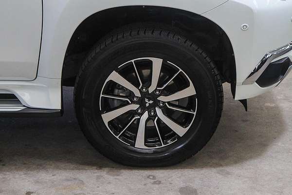 2017 Mitsubishi Pajero Sport Exceed QE