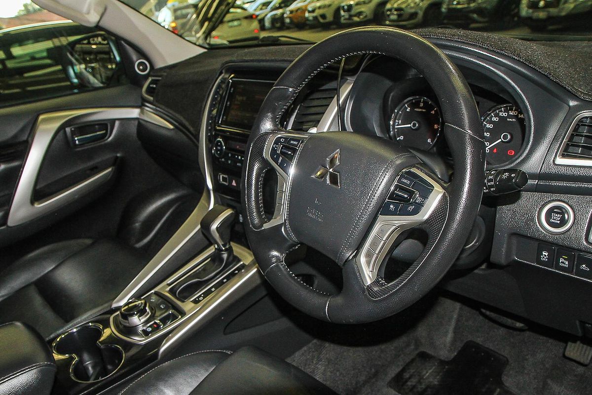 2017 Mitsubishi Pajero Sport Exceed QE