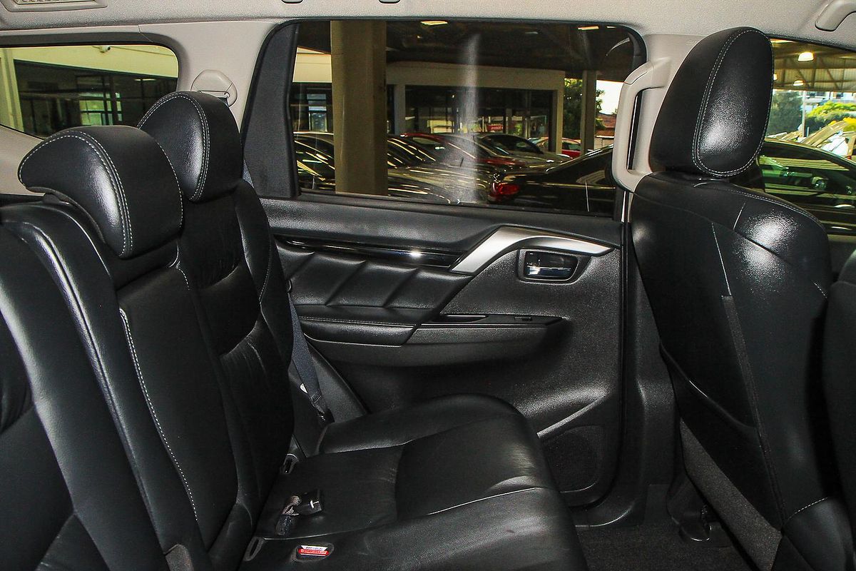 2017 Mitsubishi Pajero Sport Exceed QE