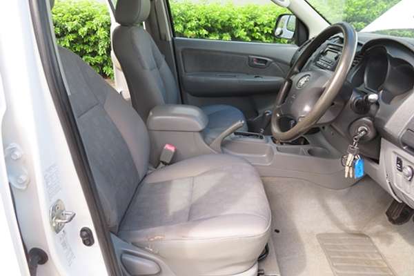 2006 Toyota Hilux SR KUN26R 4X4