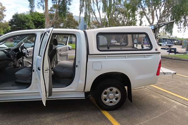 2006 Toyota Hilux SR KUN26R 4X4