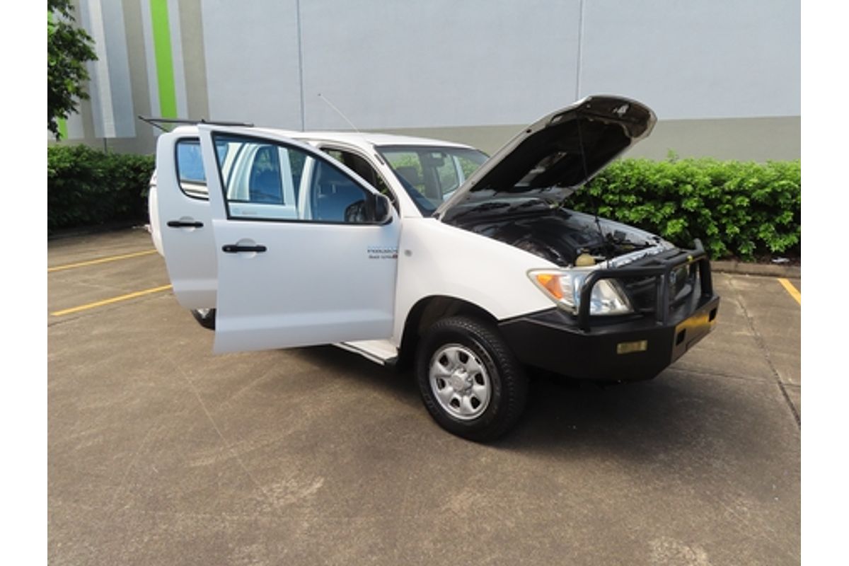 2006 Toyota Hilux SR KUN26R 4X4