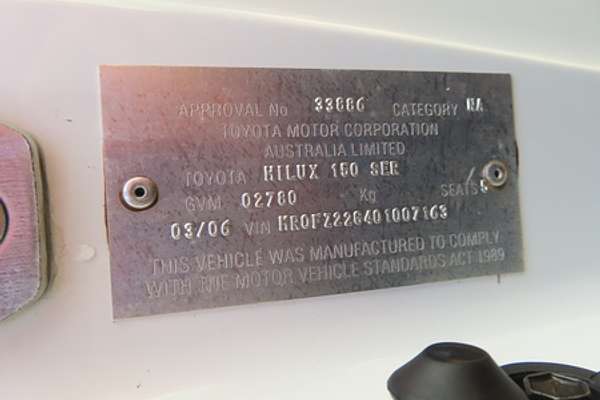 2006 Toyota Hilux SR KUN26R 4X4