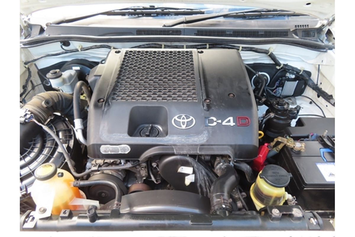 2006 Toyota Hilux SR KUN26R 4X4