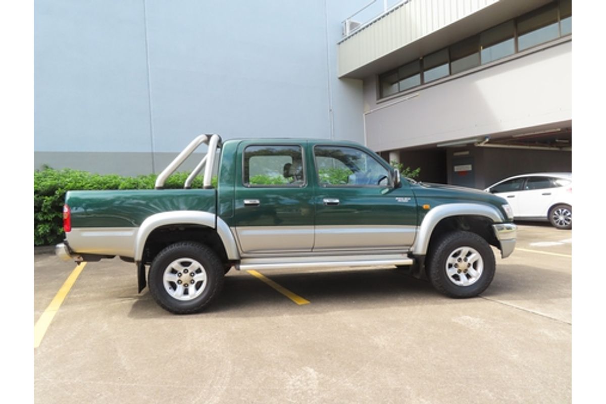 2005 Toyota Hilux SR5 KZN165R 4X4