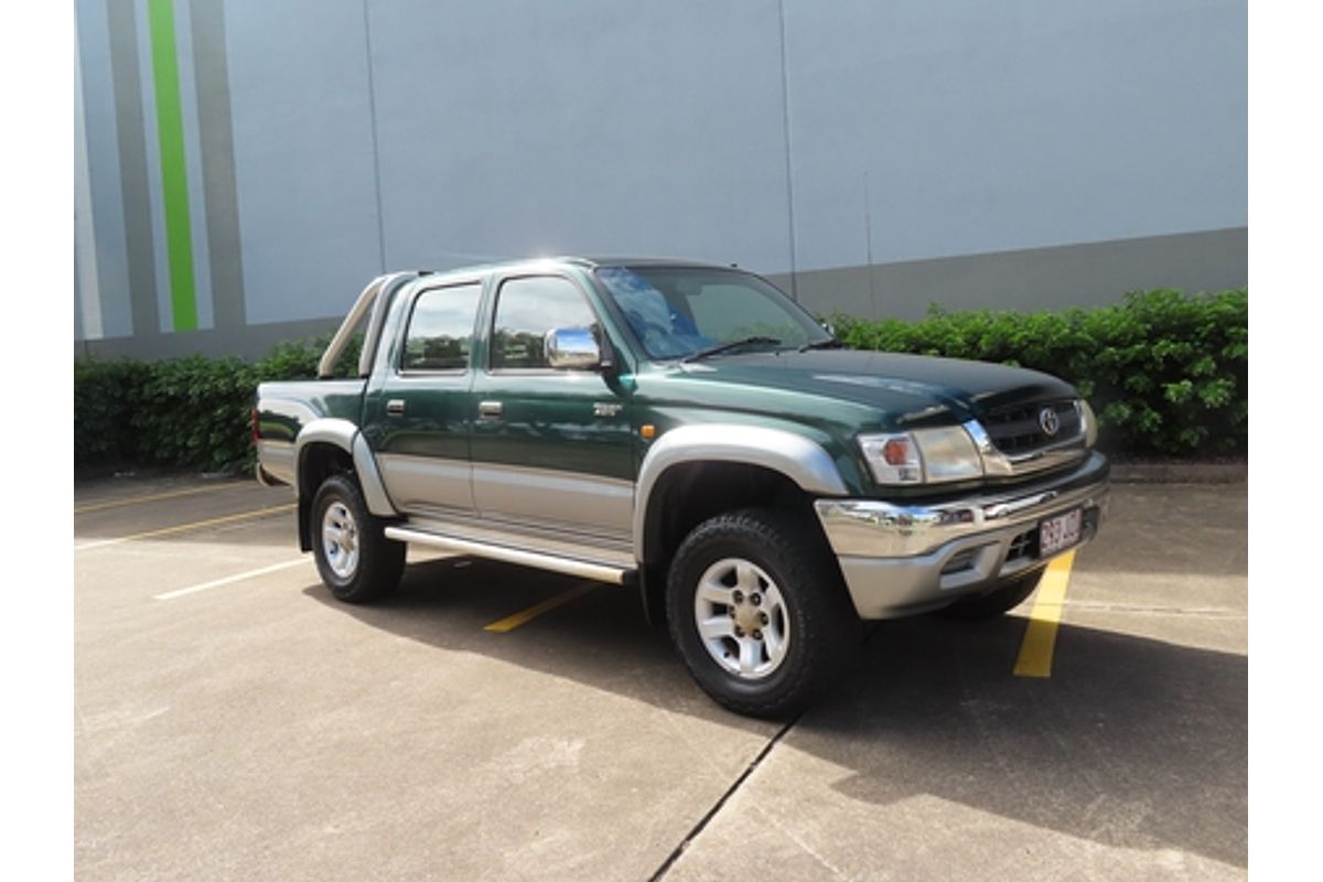 2005 Toyota Hilux SR5 KZN165R 4X4