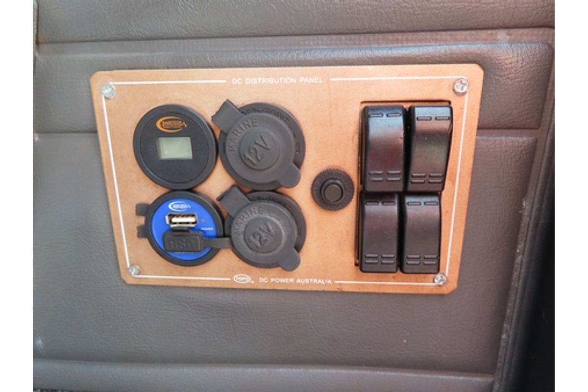 1992 Ford Maverick XL