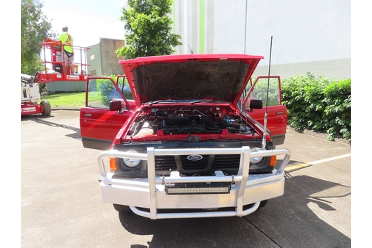 1992 Ford Maverick XL