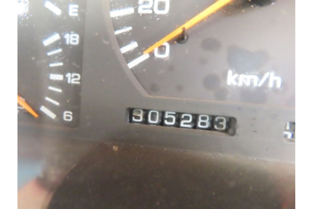 1992 Ford Maverick XL