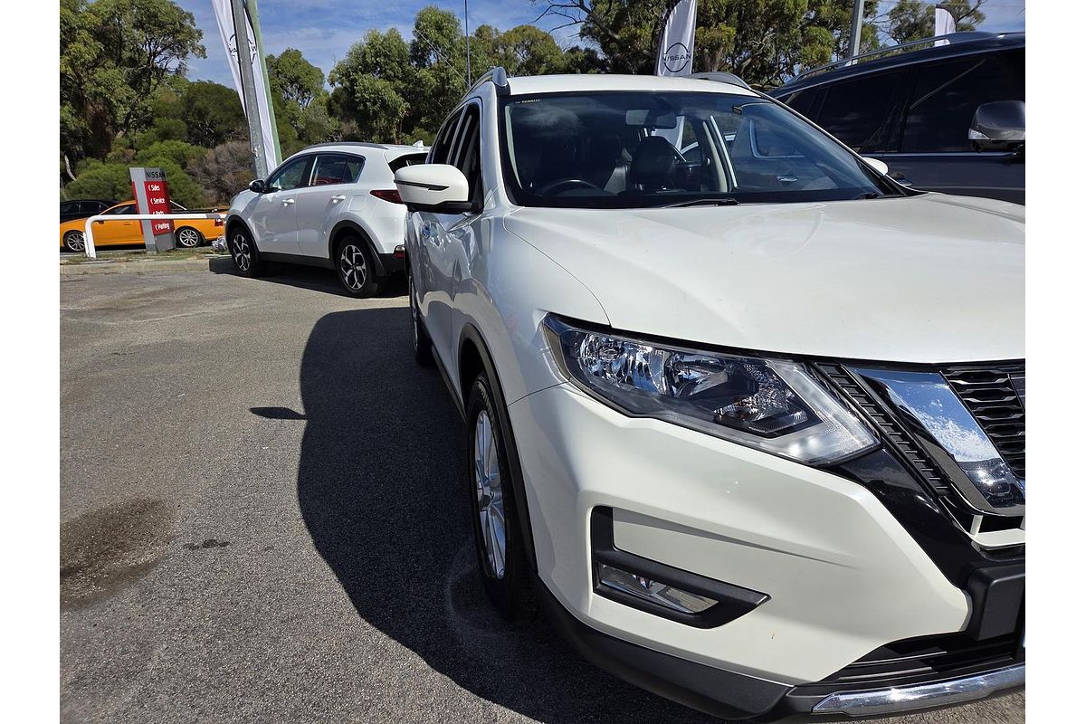 2017 Nissan X-TRAIL ST-L T32 Series II