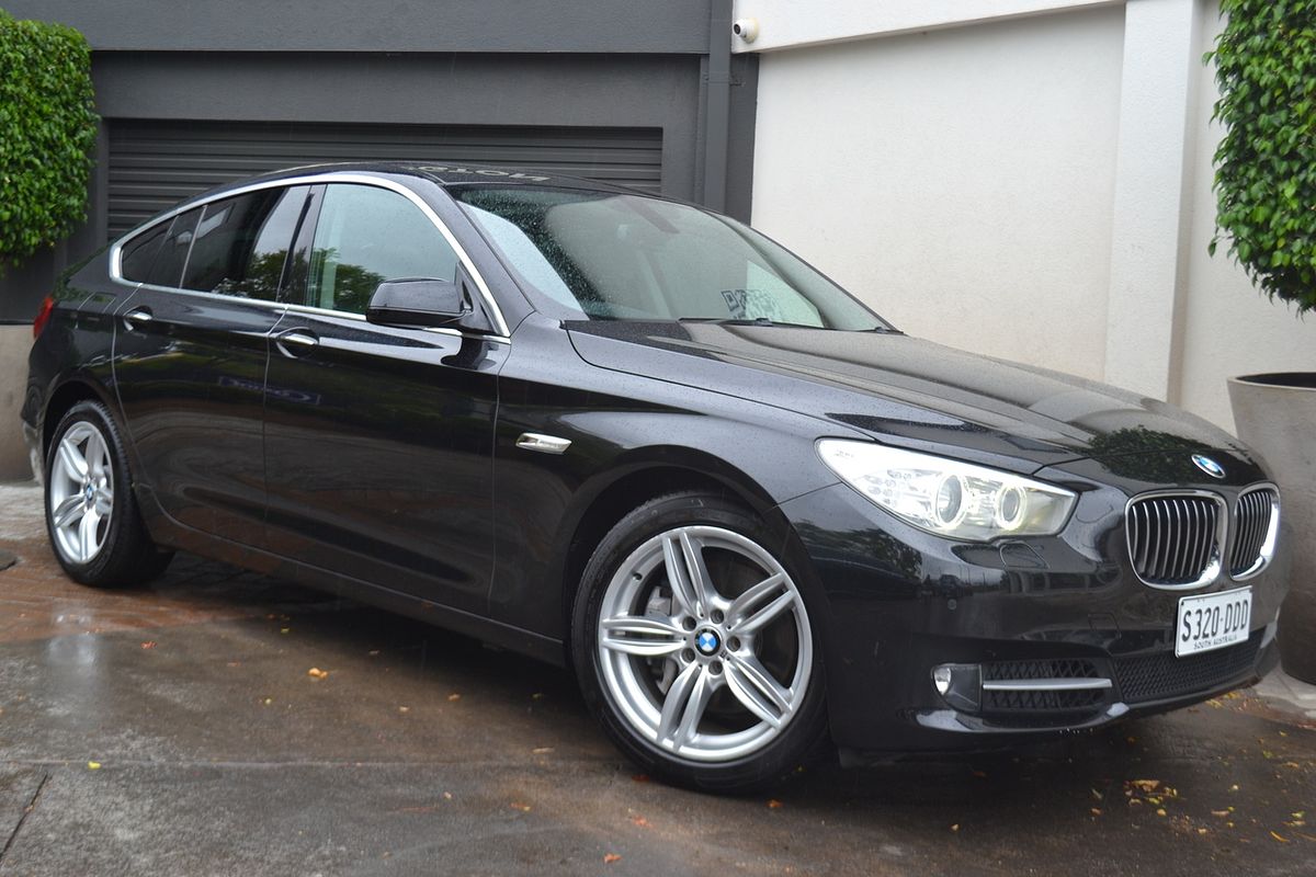 2012 BMW 5 Series 530d F07