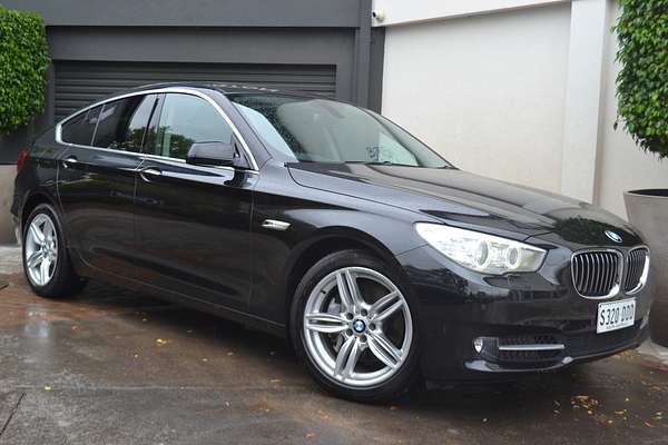 2012 BMW 5 Series 530d F07