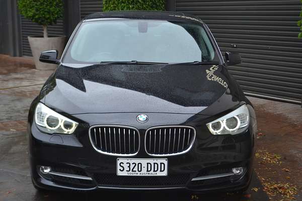 2012 BMW 5 Series 530d F07