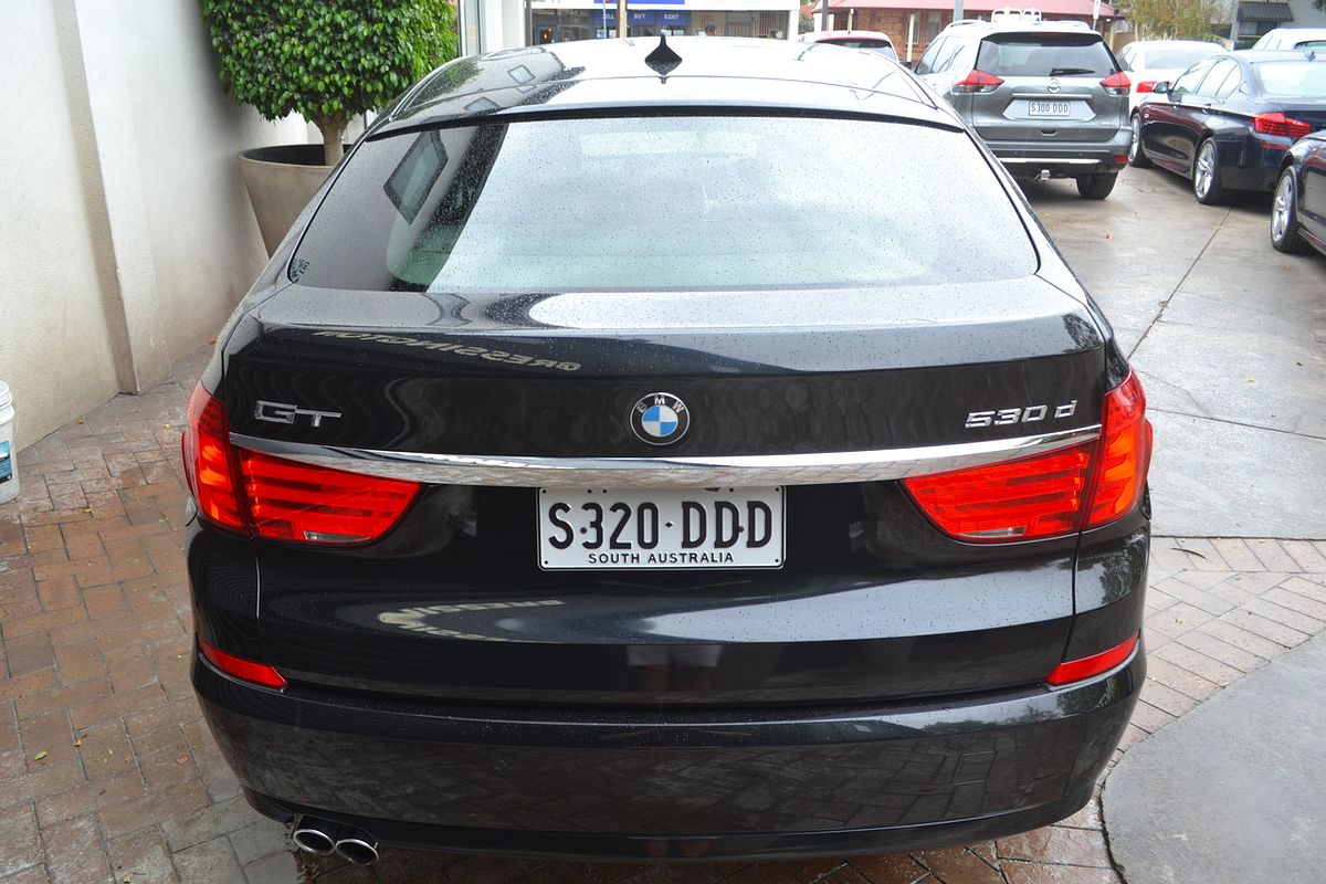 2012 BMW 5 Series 530d F07