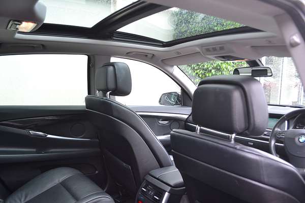 2012 BMW 5 Series 530d F07