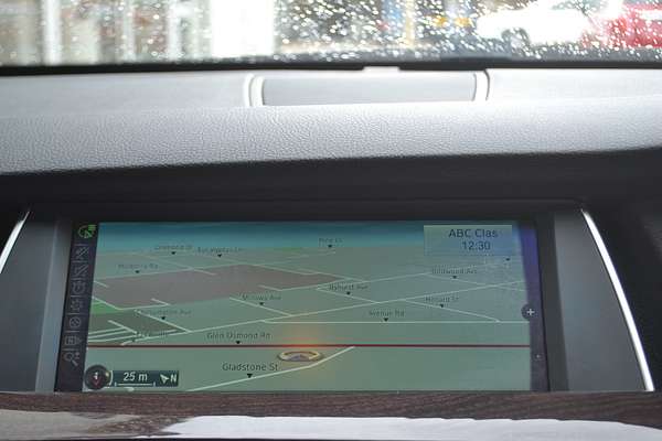 2012 BMW 5 Series 530d F07