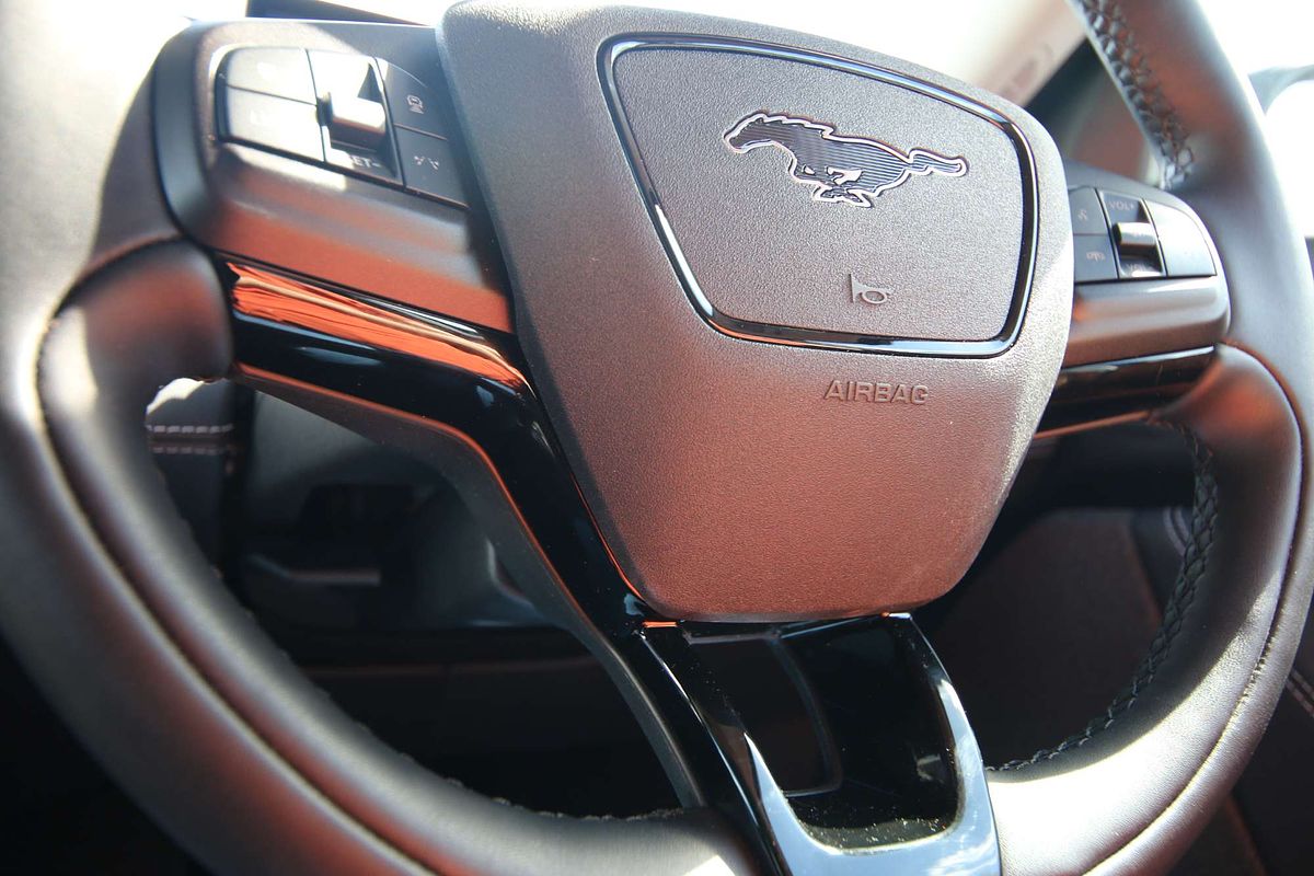 2023 Ford Mustang Mach-E Select