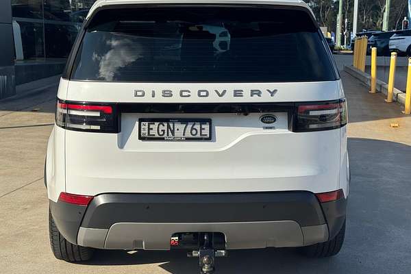 2019 Land Rover Discovery SD6 SE Series 5