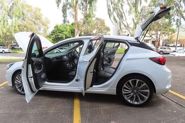 2018 Holden Astra RS BK