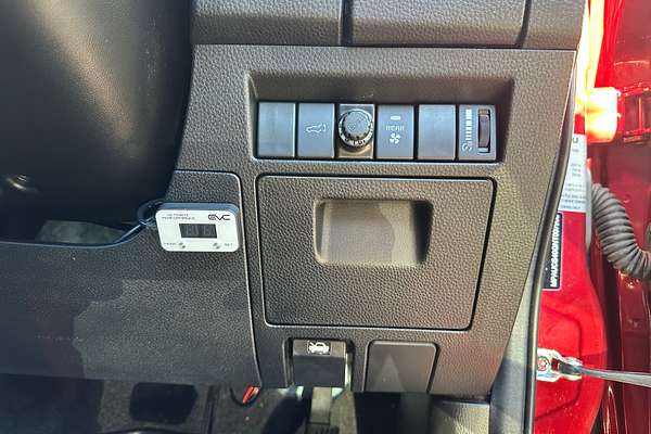 2022 Isuzu MU-X LS-T