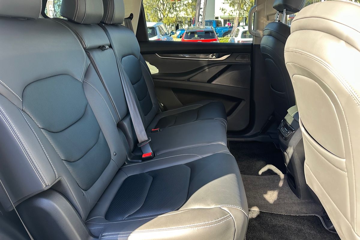 2024 LDV D90 Executive SV9A