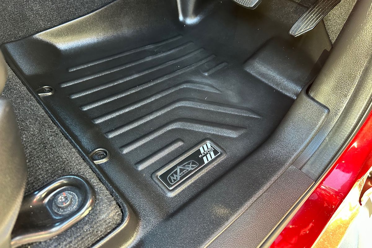 2022 Isuzu MU-X LS-T