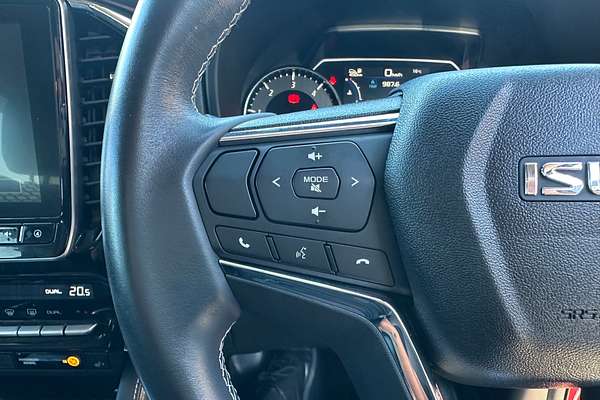 2022 Isuzu MU-X LS-T
