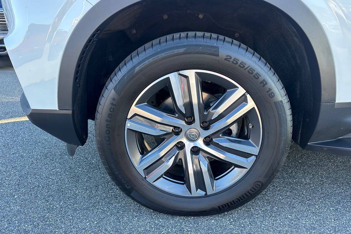 2024 LDV D90 Executive SV9A