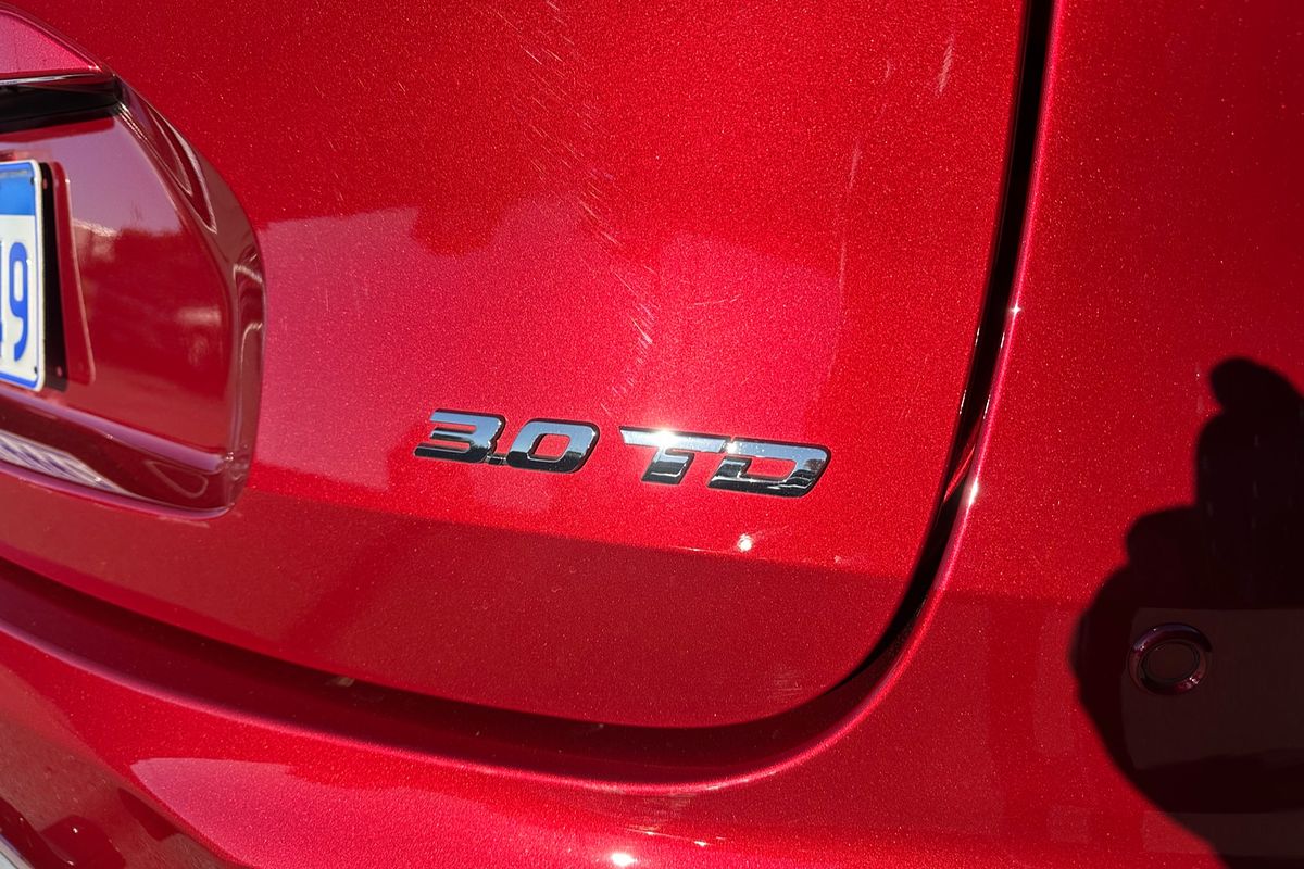 2022 Isuzu MU-X LS-T