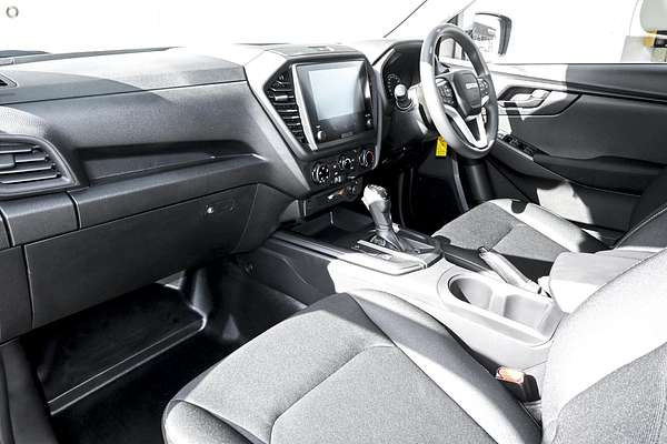2025 Isuzu D-MAX SX 4X4