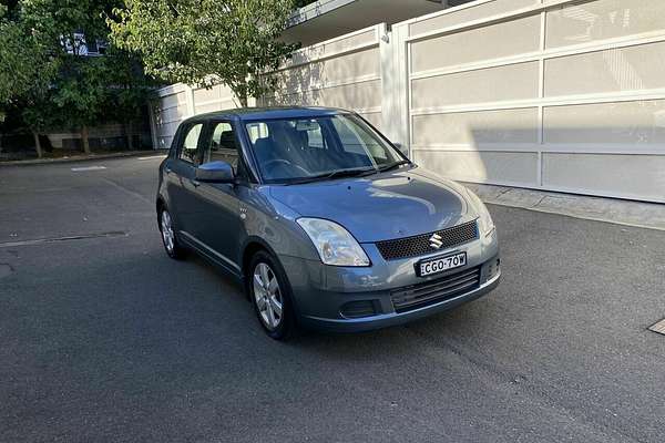 2005 Suzuki Swift S RS415