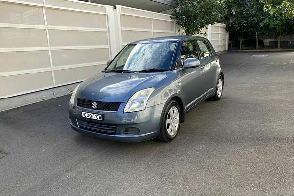 2005 Suzuki Swift S RS415